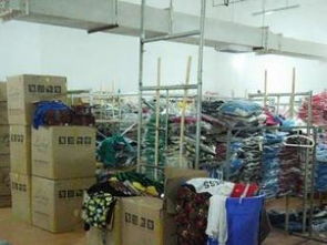 四川特價服裝批發(fā) 精品女裝跳樓貨一手貨源與成都市場機遇